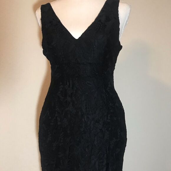 G by guess black fitted lace dress - Picture 3 of 6